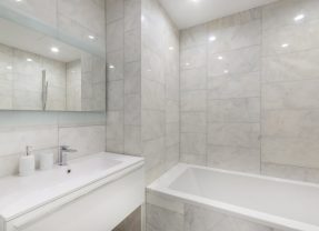 Les étapes pour bien éclairer sa salle de bain